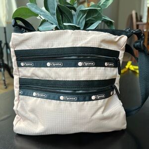 Lesportsac pink crossbody shoulder bag